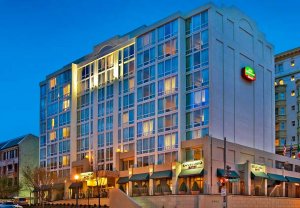 Courtyard by Marriott Washington D.C./Dupont Circle Hotel Exterior