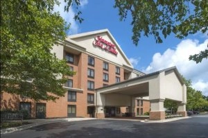 Hampton Inn & Suites in Annapolis, MD Exterior View